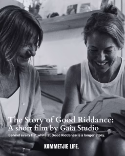 The Story of Good Riddance – a short film from Kommetjie.🎬Watch the film at kommetjielife.com/magazineThere are some people in Kommetjie who rarely stop moving. Dom Moriarty of @goodriddancecoffee is one of them – usually head down, hands busy, coffee pouring, conversations flowing.So when a group of filmmakers approached her to document her story, it required something unusual: stillness.The film came about organically. Leah Kay – filmmaker and wildlife photographer and a friend of Dom since her Southern Grind days – connected her with an international creative team, the Brazilian duo Gaia Expeditions and French filmmaker Camille Langlois, on a visit to Dom’s new roastery.@rooikatroastery, based at Cape Farmhouse on the peninsula, opened last year and marked a new chapter for Dom. After years of buying in coffee beans, Good Riddance would now be roasting its own – just down the road.They were immediately drawn in.“They loved the name of the coffee shop,” Dom says. “They were just like, this is a story I really want to tell and document.”Together they formed Gaia Studio, as a creative collective along with Leah, putting together this film as their first project together.Dom sat down with them and shared how she got here – the long version. A life story far too layered to fit neatly into ten minutes.“A lot of it’s not actually in the film. There’s way too much. So they kind of had to pick a little narrative and stick to it.”Within three and a half weeks, they had filmed, interviewed, edited and screened the piece.“I was amazed at how quick everything took and the quality and the creativity and the flow. It was super, super lekker.”Not just a coffee shop. Not just a roastery. But a story of risk, resilience and community – captured on film, and still brewing.Gaia Studio continues to document other Cape Peninsula stories. Follow them @gaiastudioco.Film CreditsTitle: Good Riddance – A Short Film About Letting GoDirected, Shot & Edited: Ricardo Braz & Camille LangloisProduced by: Leah KayFeaturing: Dom MoriartyProduction: Gaia Studio#kommetjielife #goodriddance #kommetjie #capetown #supportlocal⁠