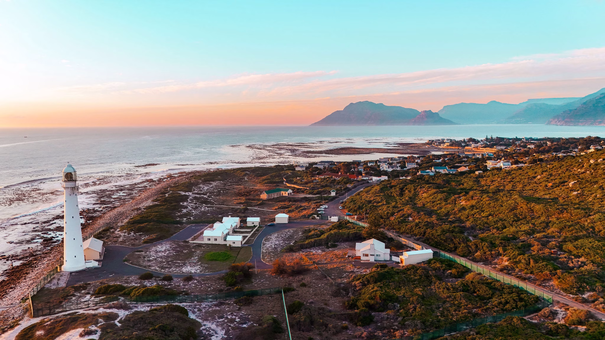 Kommetjie - Slankop lighthouse - Madeye Photography